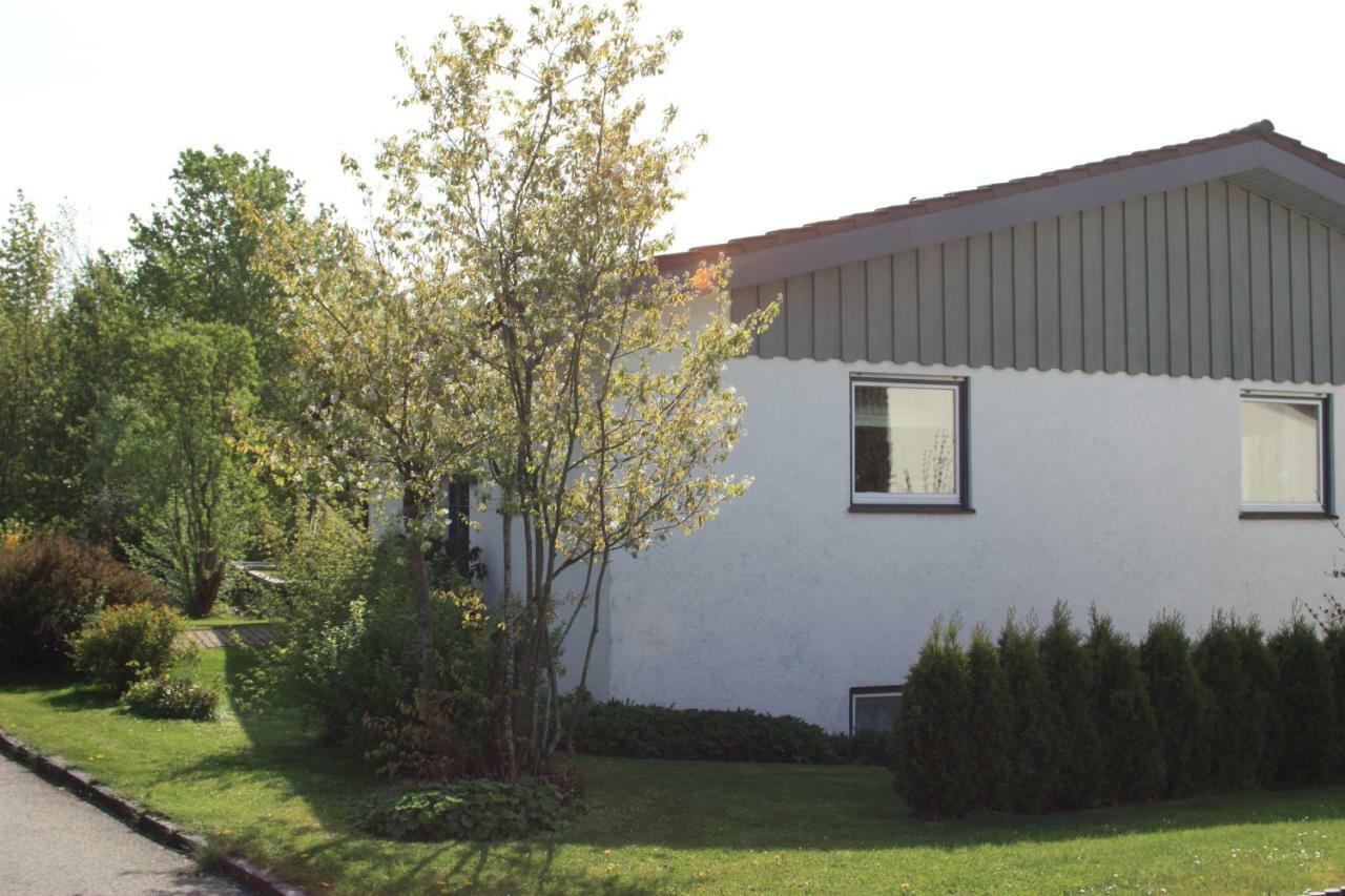 Helles Appartement Im Allgau Leutkirch im Allgäu Exterior foto